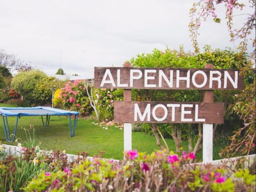 Alpenhorn Motel Te Anau Exteriér fotografie